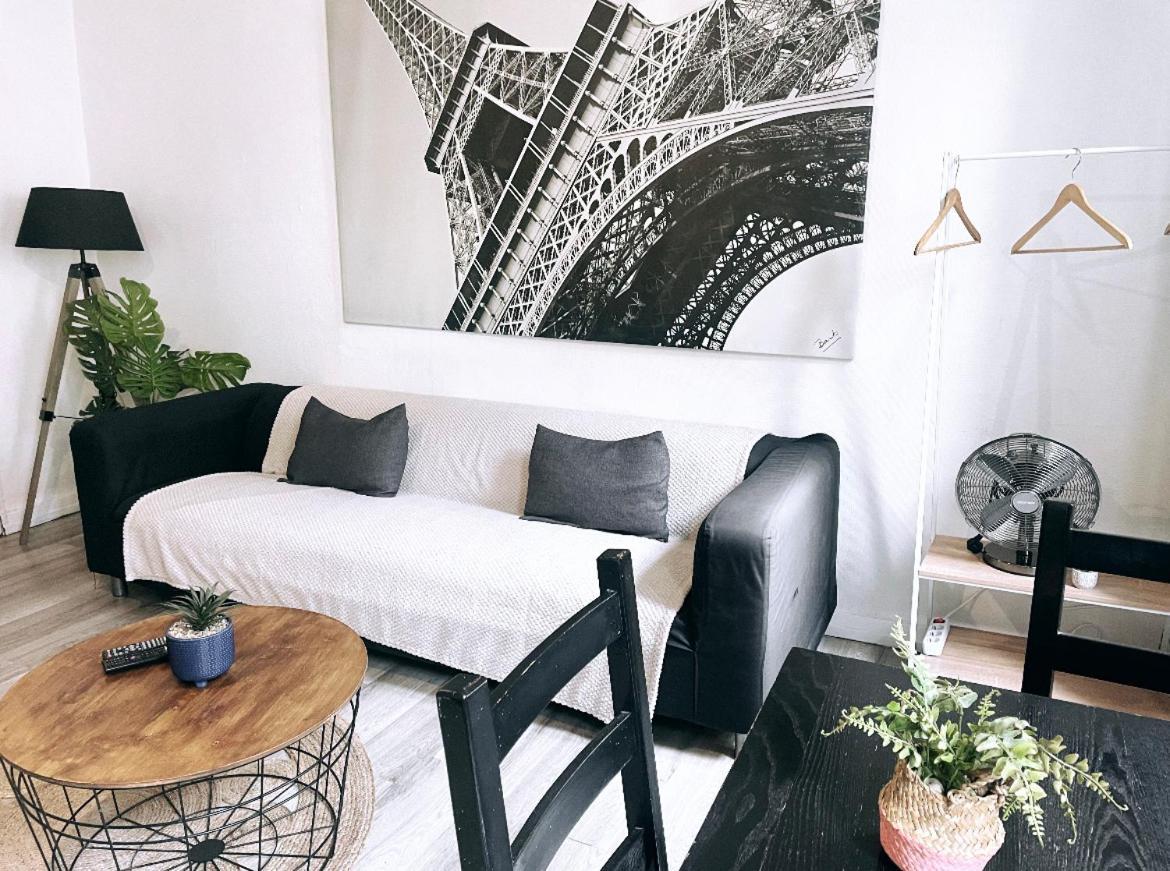 Appartements 24H 7J 카르카손 외부 사진